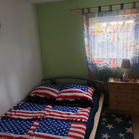 Chrom Ranch Reiterhof Bed and Breakfast Μέμμινγκεν Δωμάτιο φωτογραφία