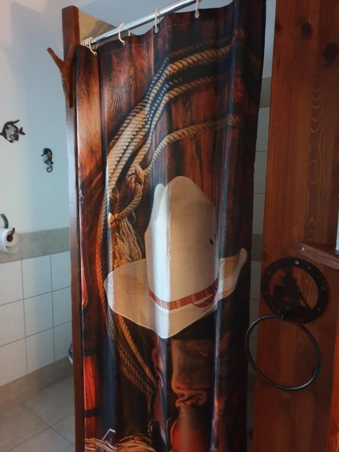 Chrom Ranch Reiterhof Bed and Breakfast Μέμμινγκεν Εξωτερικό φωτογραφία