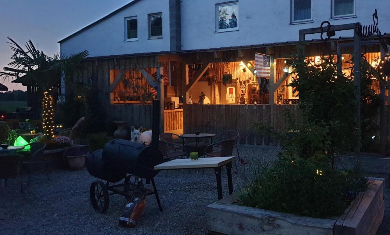 Chrom Ranch Reiterhof Bed and Breakfast Μέμμινγκεν Εξωτερικό φωτογραφία