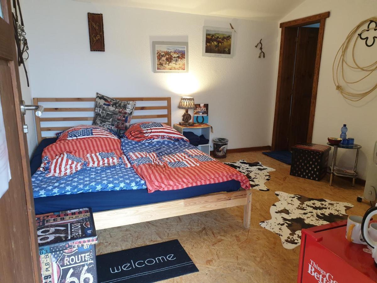 Chrom Ranch Reiterhof Bed and Breakfast Μέμμινγκεν Εξωτερικό φωτογραφία